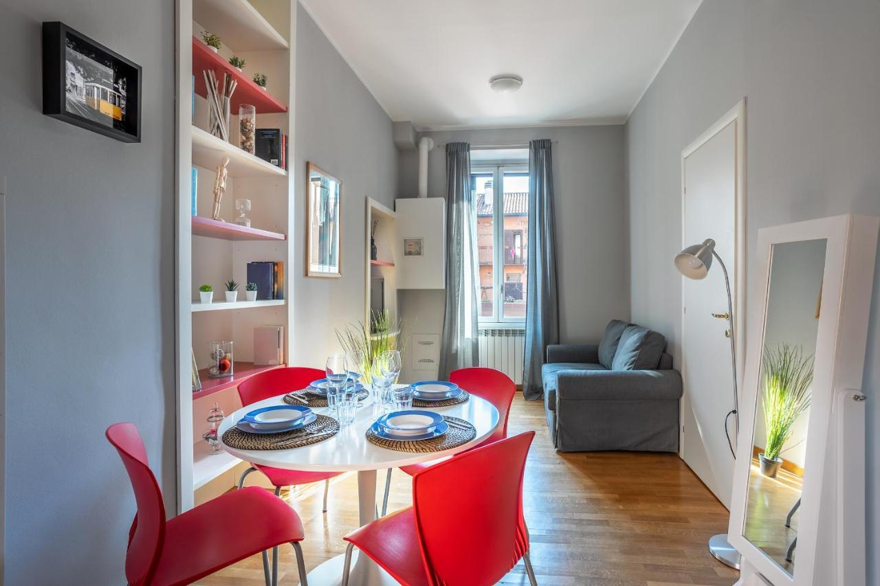 Navigli-Duomo Apartment With Netflix+Wifi Milánó Kültér fotó